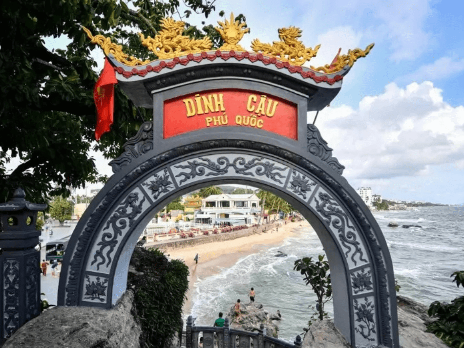 Dinh Cậu ở Phú Quốc