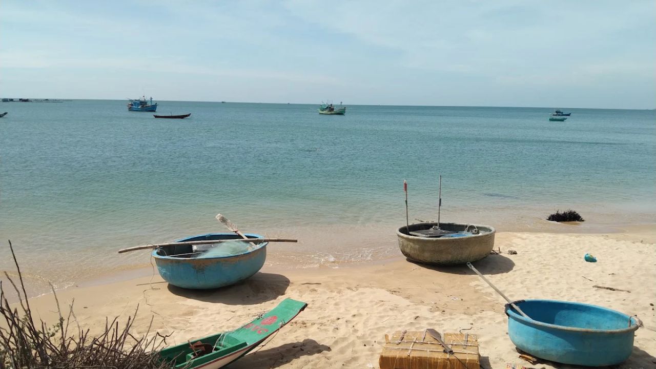Làng chài Hàm Ninh là điểm đến du lịch bình yên nhưng vô cùng cuốn hút tại Phú Quốc.