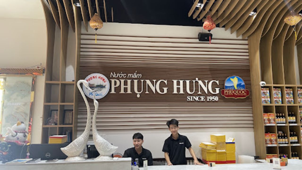 Nhà thùng nước mắm Phụng Hưng
