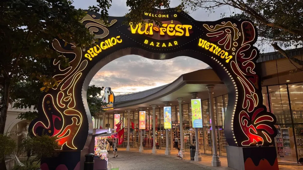 Chợ đêm Sunset Town (VUI-Fest Bazaar)