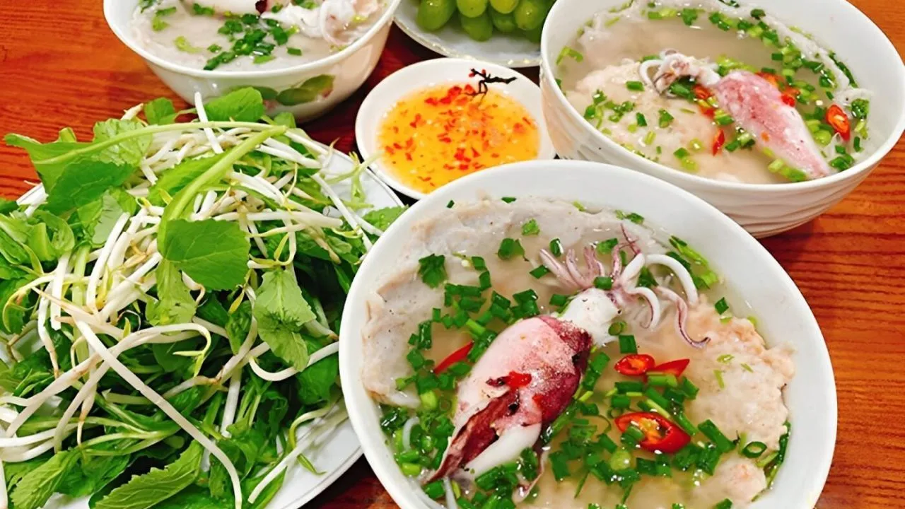Tô bún quậy chuẩn thơm ngon ở Phú Quốc