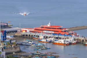Thang Long ship docked at Cau Da - Vung Tau