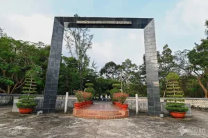 Hang Duong Cemetery - Con Dao