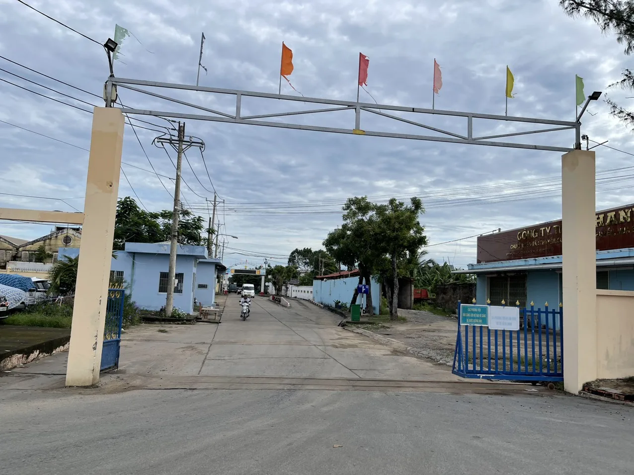 Port parking lot Trần Đề