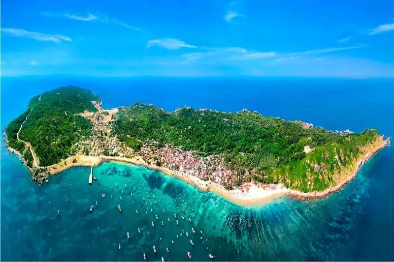 Cham Island