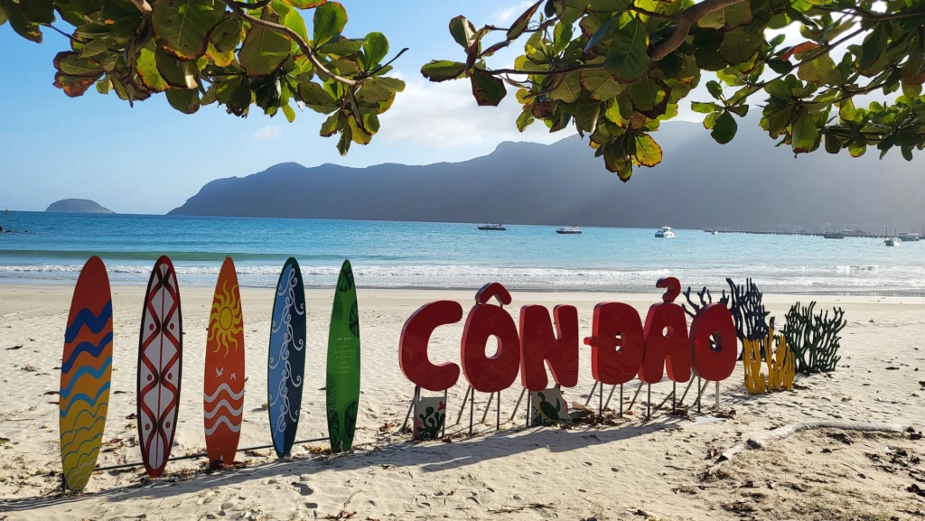 Con Dao tourism