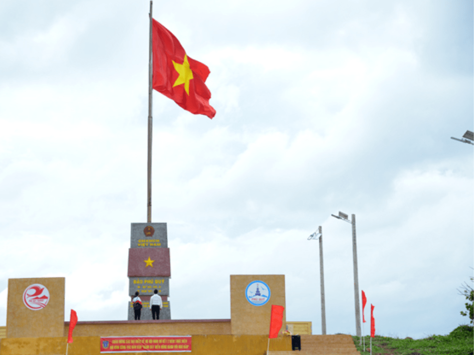 "30/4 đi chơi ở đâu ?" - Đi Phú Quý