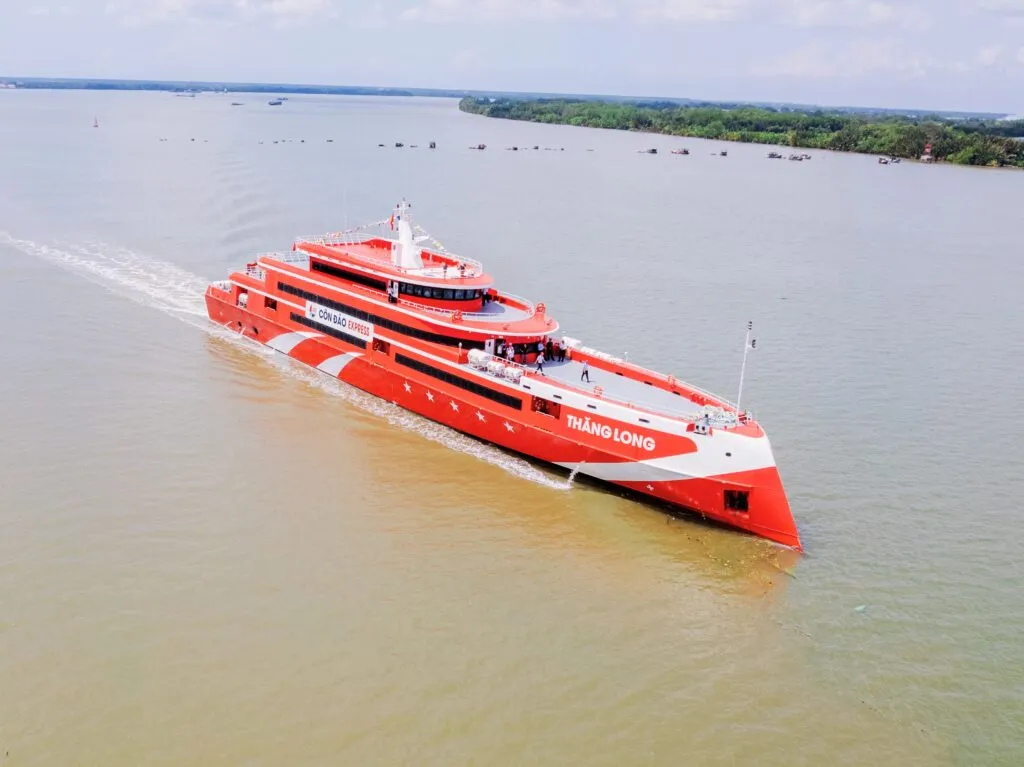 Experience of Going to Con Dao from Saigon