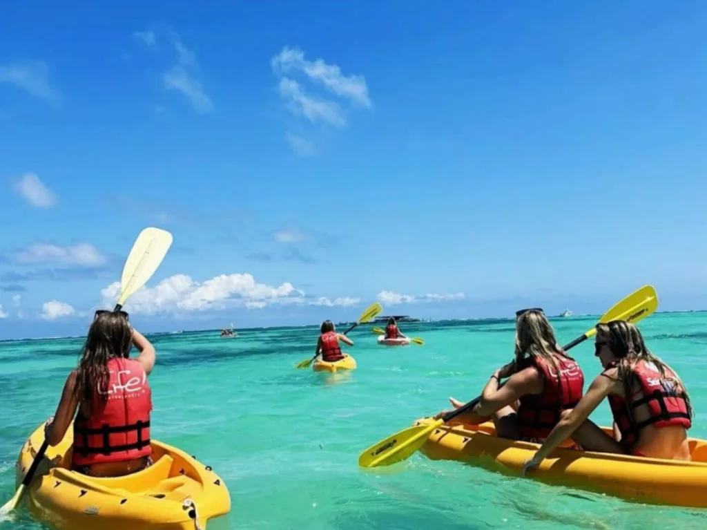 បទពិសោធន៍ Kayaking នៅ Bai Dai Phú Quốc