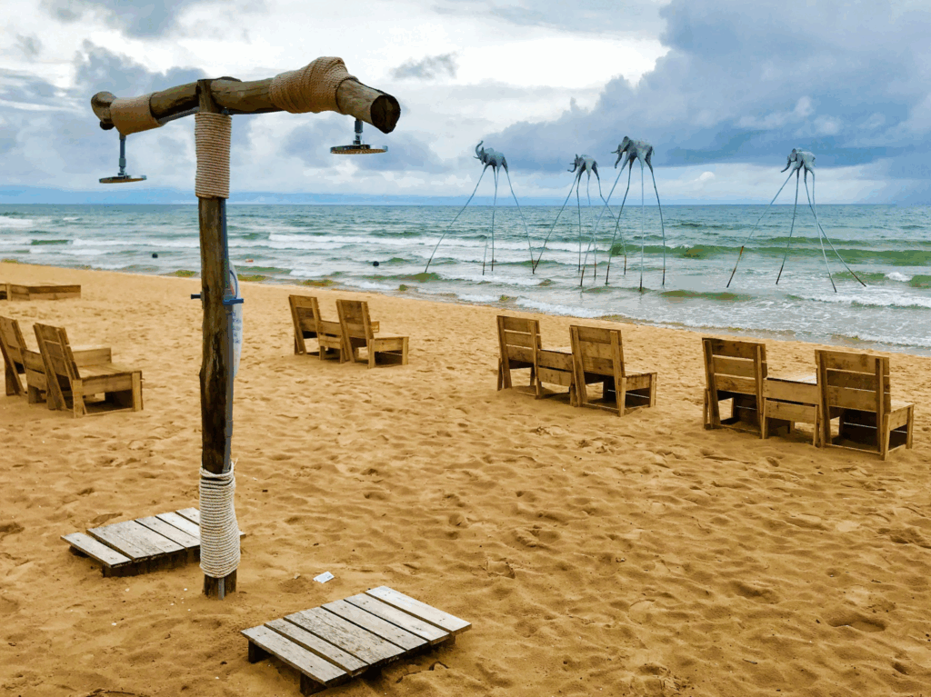 Sunset Sanato Beach Club Phú Quốc
