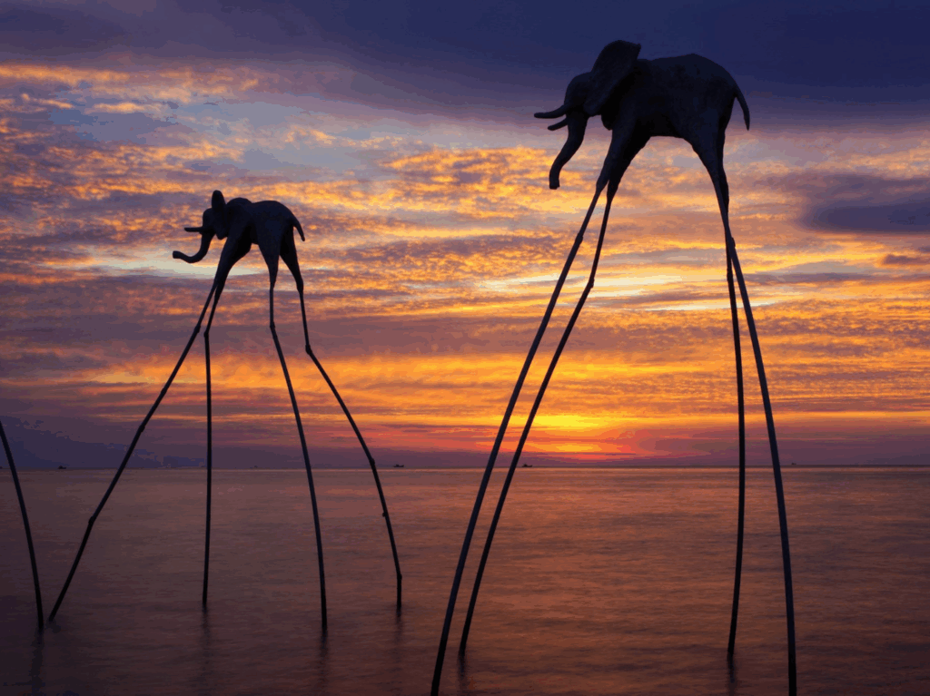 Sunset Sanato Beach Club Phú Quốc