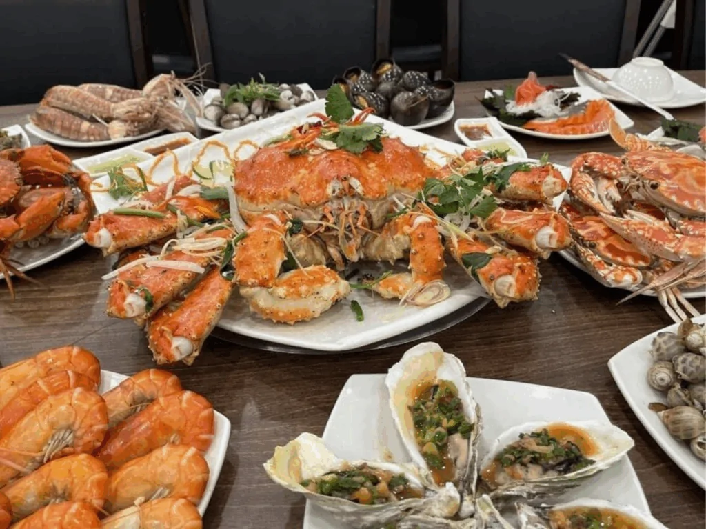 ផ្សាររាត្រី Phú Quốc