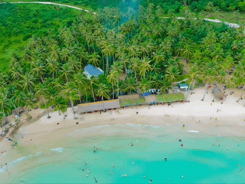 白榄门海滩旅游 Nam Du