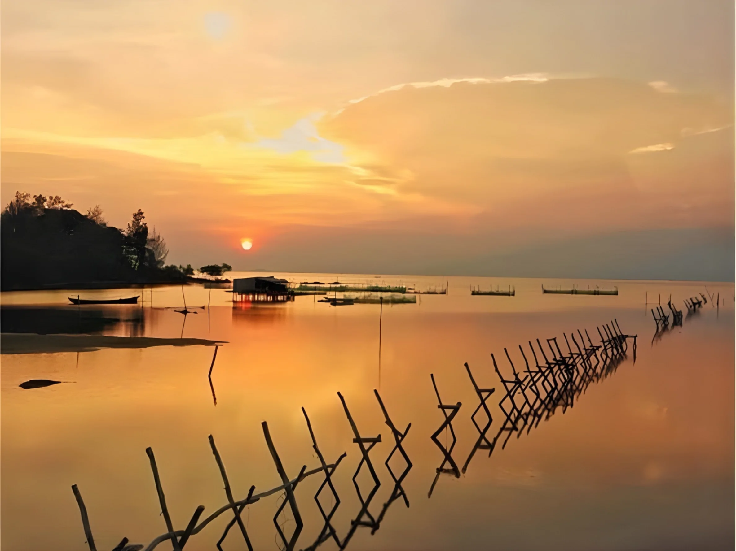 Hon Một is located in the peaceful and idyllic space of the Northeast Sea region.