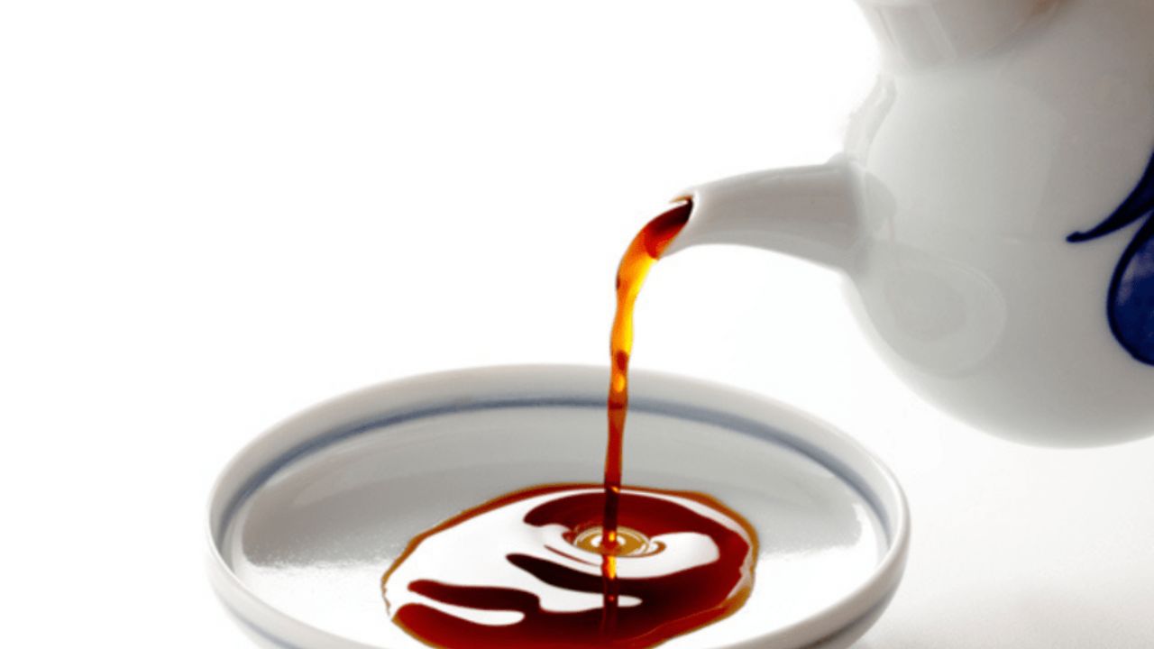 Lựa chọn thương hiệu nước mắm uy tín để bữa ăn gia đình thêm tròn vị