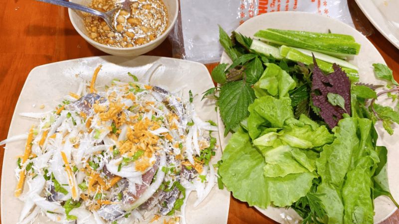 Trải nghiệm nhịp sống ngư dân và thưởng thức gỏi cá trích