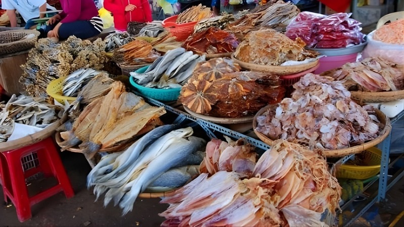 ChợCôn Đảo鱿鱼干的种类