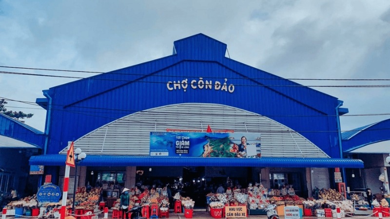 Côn Đảo 市场前门