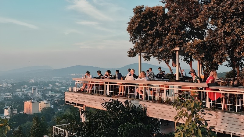 Dragonfly Bistro & Skybar Cafe Phú Quốc