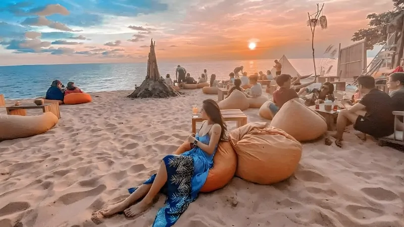 OCSEN Beach Bar & Club Café Phú Quốc