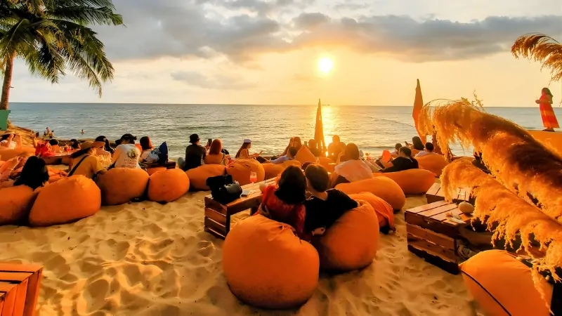 OCSEN Beach Bar & Club Café Phú Quốc