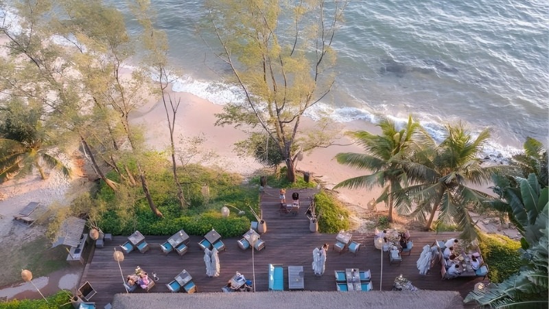 On The Rocks Restaurant - Mango Bay Resort Phú Quốc