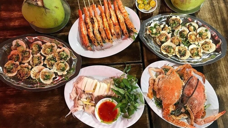 Ra Khơi Eatery Phú Quốc