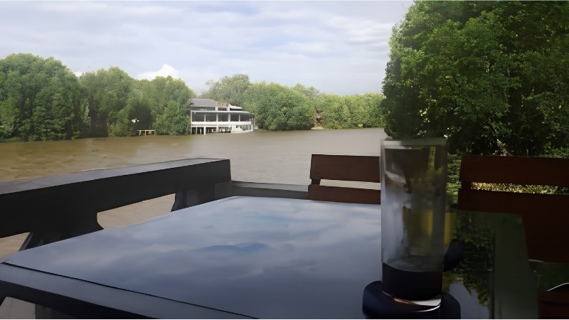 The Riverside Coffee Phú Quốc