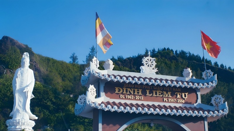 Chùa Đục Lý Sơn
