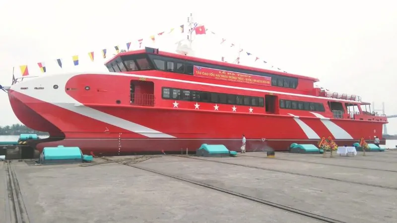 Hạ thuỷ tàu cao tốc Trưng Trắc Phú Quốc Express