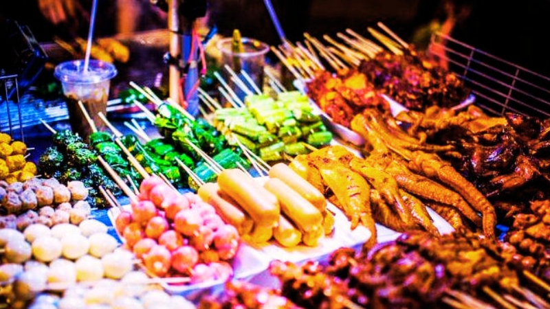 Côn Đảo夜市上的烤串