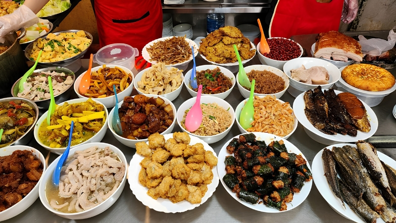 ភោជនីយដ្ឋាន ស៊ូស៊ូ រ៉ាយស៍ (តម្លៃសមរម្យខ្លាំង) Côn Đảo