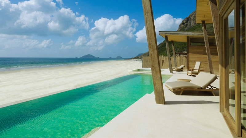 Six Senses Côn Đảo 面朝大海的无边泳池