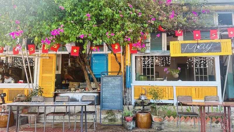 Phiên Khúc Cafe (Phiên Khúc May Bistro) Côn Đảo