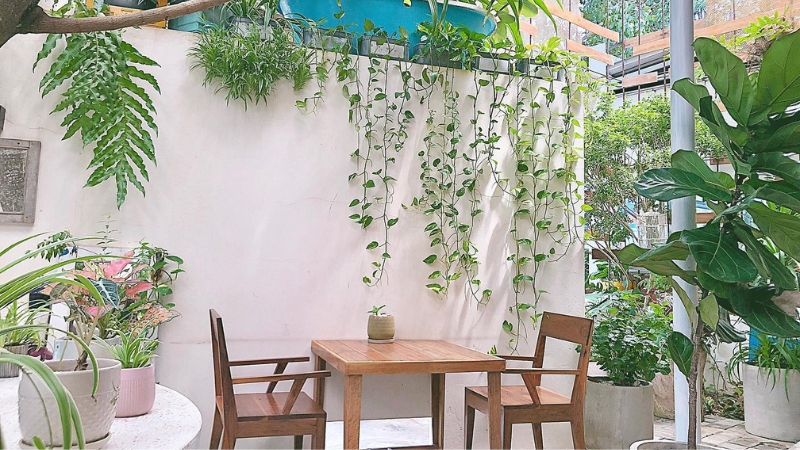 Infiniti Cafe & Resto Côn Đảo