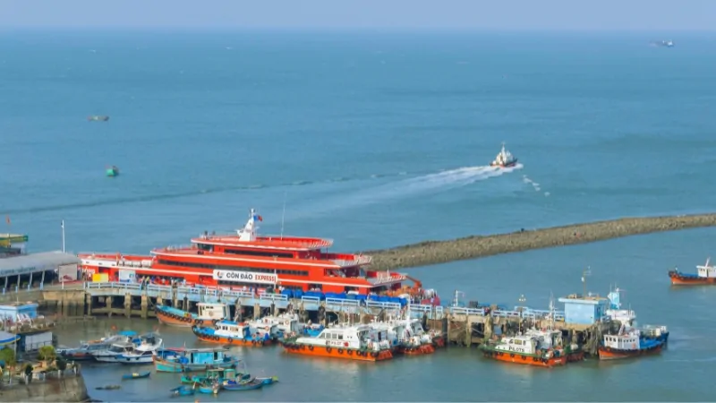 High-speed ferry terminal for route Côn Đảo