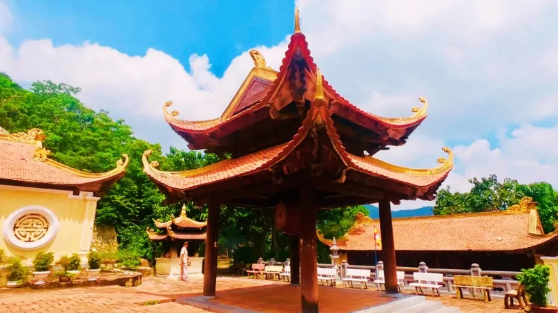 Kiến trúc cổ kính của Vân Sơn Tự (Chùa Núi Một) Côn Đảo