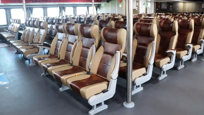 Eco-class seats on the Côn Đảo Express 36 train