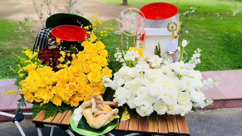 Hướng dẫn sắm lễ (mâm cúng) viếng mộ Cô Sáu chuẩn xác