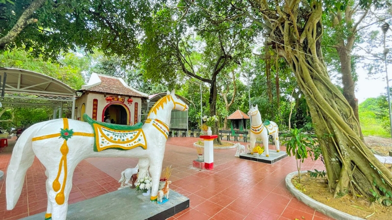 Truyền thuyết bi thương và linh thiêng của Miếu Cậu Côn Đảo