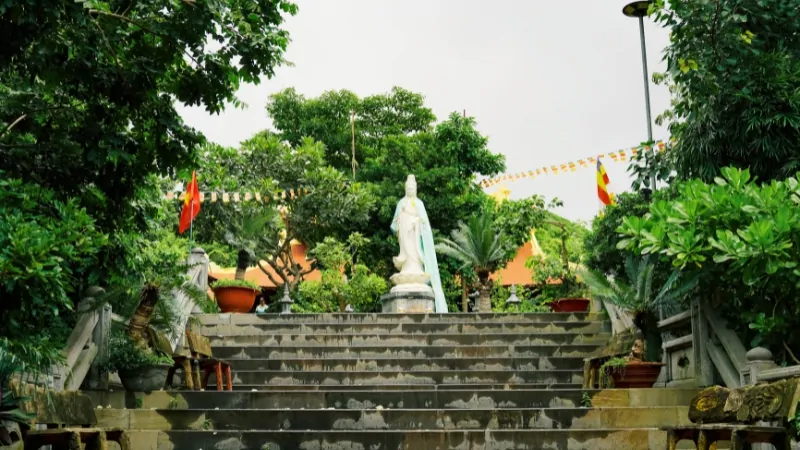Kinh nghiệm viếng Vân Sơn Tự (Chùa Núi Một) Côn Đảo