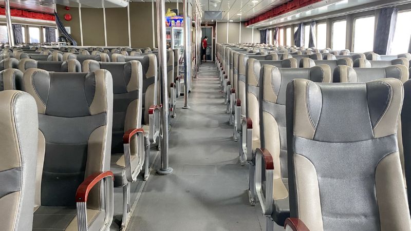 Ghế phổ thông (Eco) trên tàu Phú Quốc Express 7