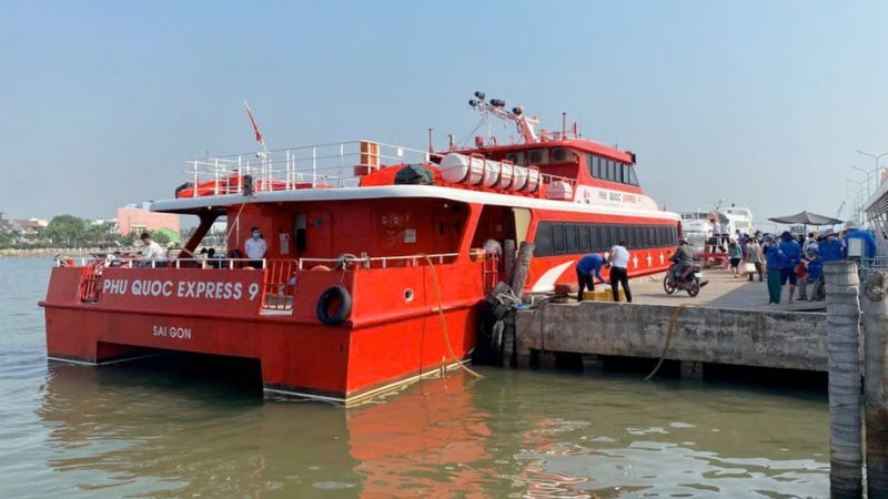 Gửi xe tàu Phú Quốc Express 9