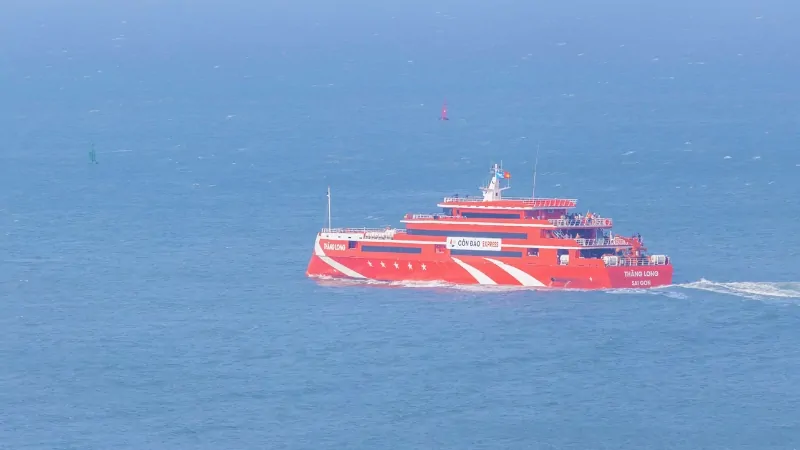 Sample Schedule: Which high-speed ferry should I take from Cau Da Port to Côn Đảo?