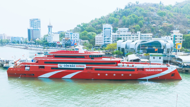 Tàu cao tốc Thăng Long đi Côn Đảo từ Cảng Cầu Đá