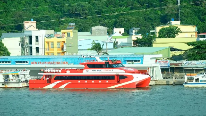 Tàu Phú Quốc Express 9 thiết kế hai thân chuẩn châu Âu