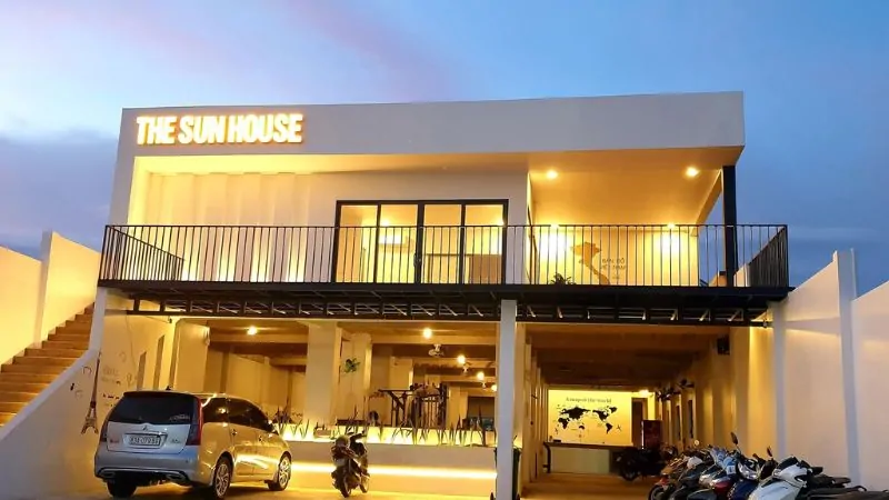 The Sun House - Trần Đề