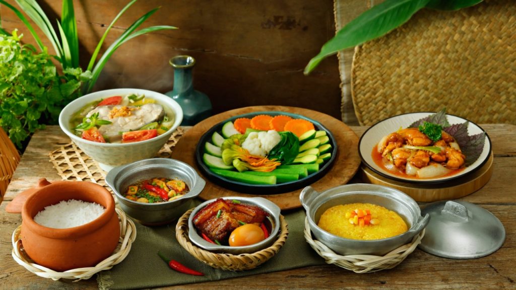 Ăn gì ở Bãi Sau? Gợi ý món ăn & địa chỉ cụ thể