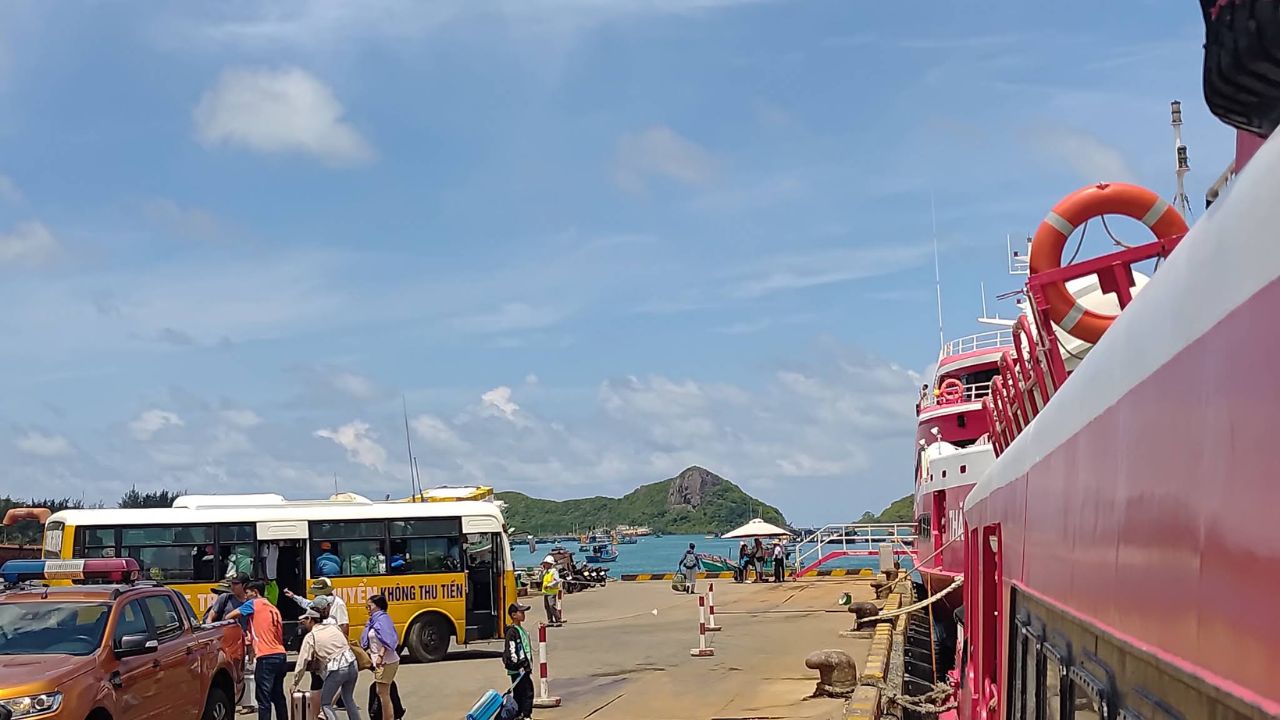 Lựa chọn tàu cao tốc Thăng Long để hành trình khám phá Côn Đảo thêm trọn vẹn