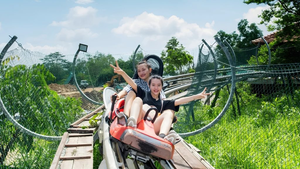 Phá đảo hệ thống trò chơi & cảnh quan tại Hồ Mây Park